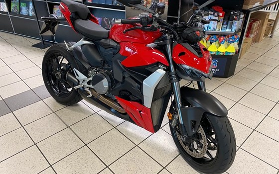 Gebrauchtmotorrad Ducati Streetfighter V2 - Bild 10