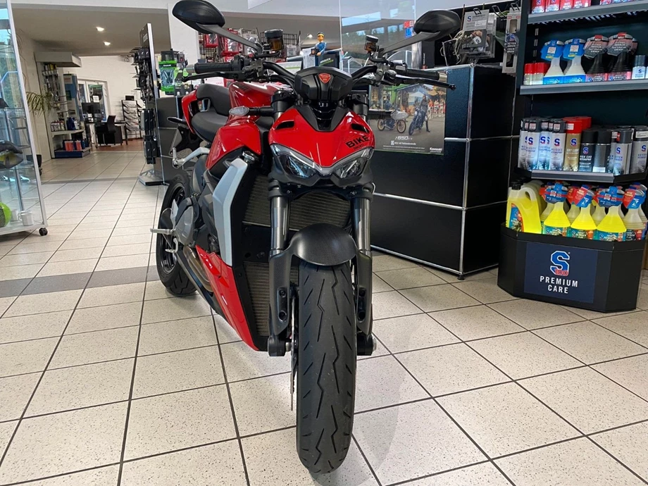Angebot Ducati Streetfighter V2 Bild 6: Angebot Ducati Streetfighter V2