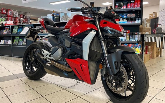 Gebrauchtmotorrad Ducati Streetfighter V2 - Bild 6