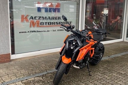 KTM 1290 Super Duke R