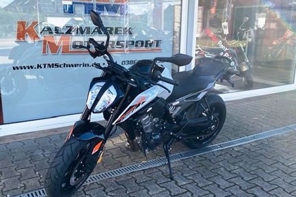 KTM 790 Duke