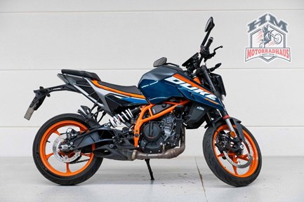 KTM 390 Duke