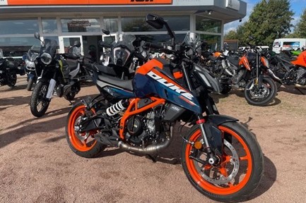 KTM 390 Duke