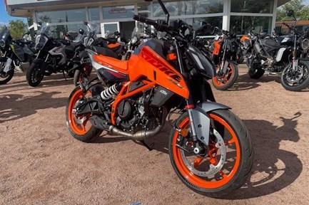 KTM 390 Duke