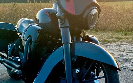 Gebrauchtmotorrad Harley-Davidson Street Glide FLHX - Bild 1