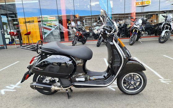 Neufahrzeug Vespa GTS 125 Super - Bild 1 Neufahrzeug Vespa GTS 125 Super - Bild 1