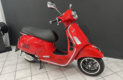 Gebrauchtmotorrad Vespa GTS 300 Super