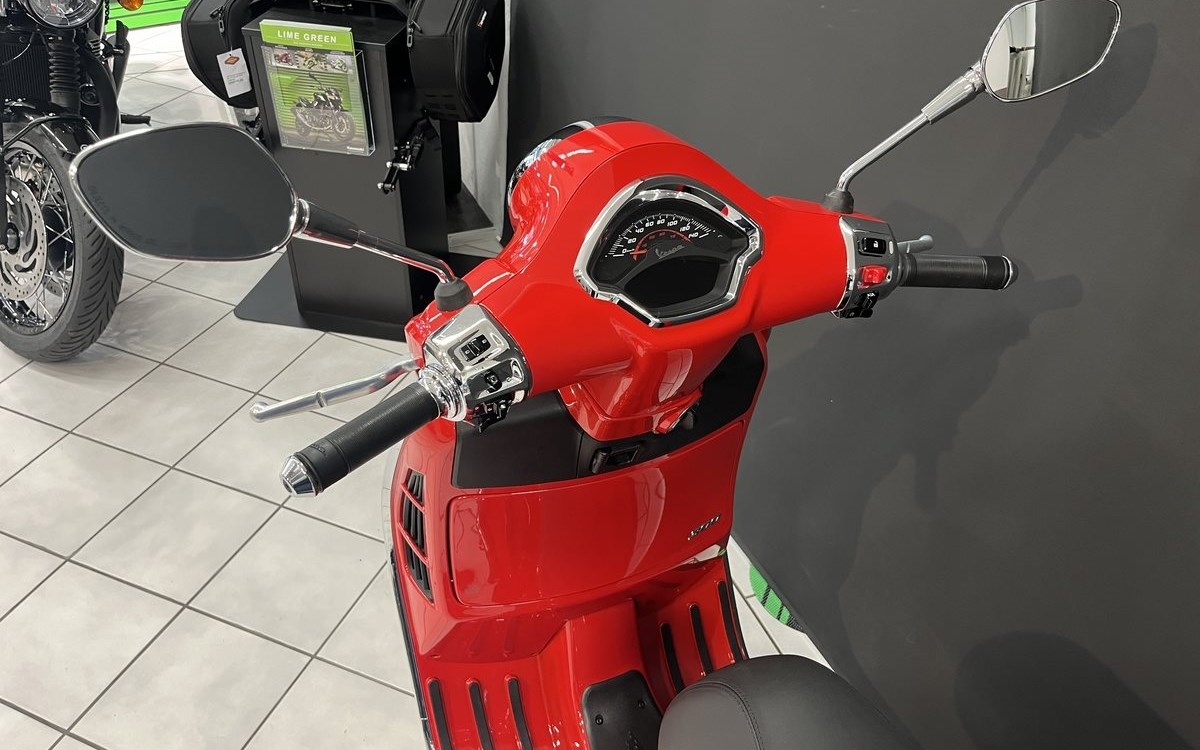 Angebot Vespa GTS 300 Super