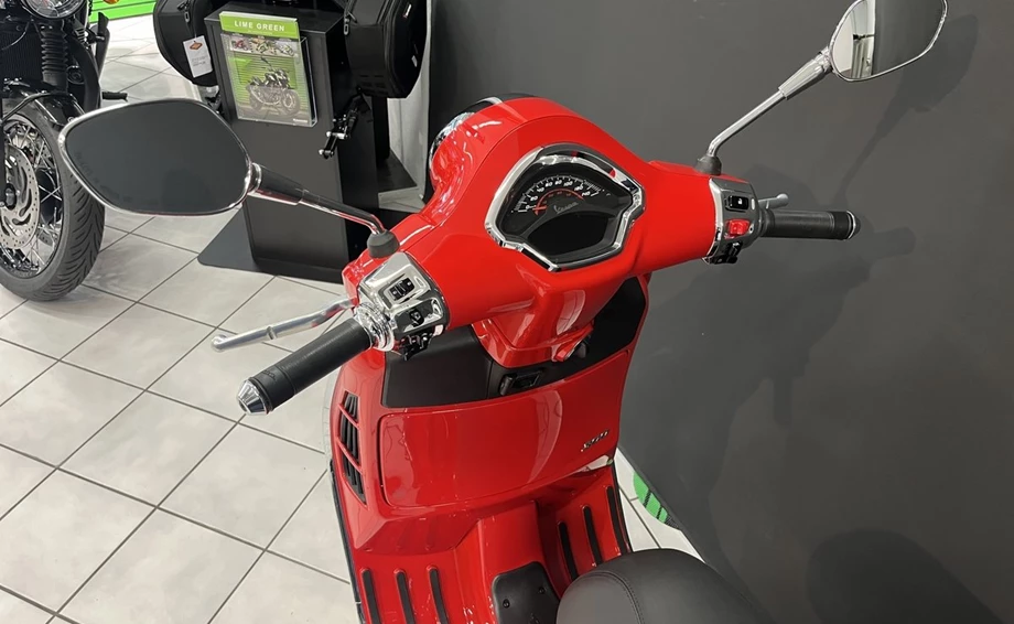 Angebot Vespa GTS 300 Super Bild 13: Angebot Vespa GTS 300 Super