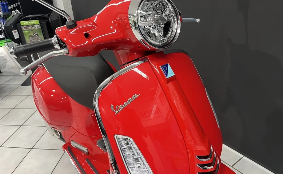 Angebot Vespa GTS 300 Super Bild 7: Angebot Vespa GTS 300 Super