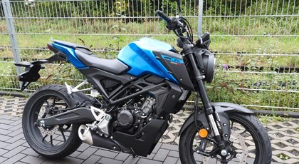 Neumotorrad Honda CB125R