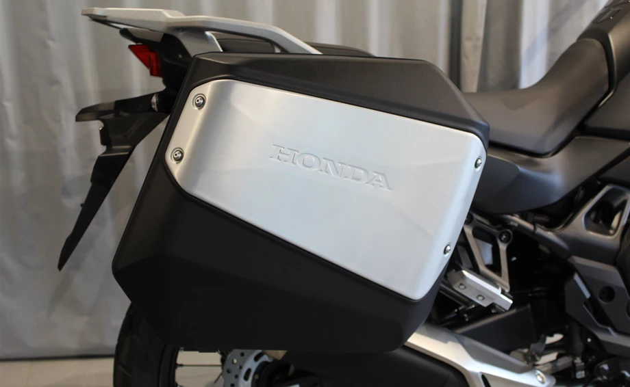 Offer Honda XL750 Transalp Bild 3: Offer Honda XL750 Transalp
