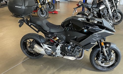 BMW F 900 XR