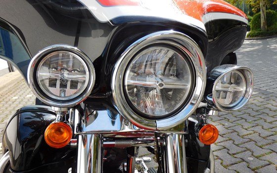 Gebrauchtmotorrad Harley-Davidson CVO FLHTCUSE Ultra Classic Electra Glide - Bild 10