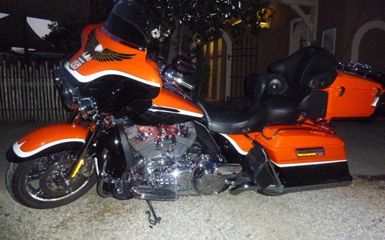 Gebrauchtmotorrad Harley-Davidson CVO FLHTCUSE Ultra Classic Electra Glide - Bild 14