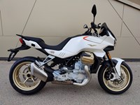 Neumotorrad Moto Guzzi V100 Mandello 