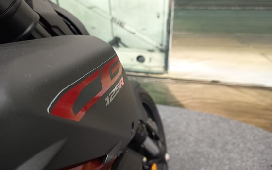 Neufahrzeug Honda CB125R - Bild 9