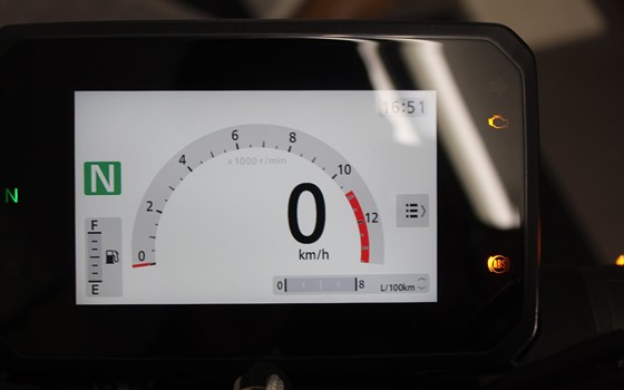 Neufahrzeug Honda CB125R - Bild 15