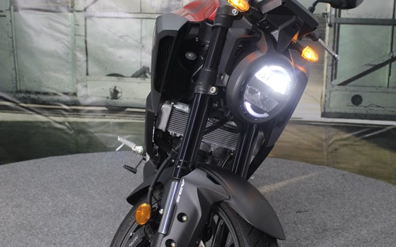 Neufahrzeug Honda CB125R - Bild 4