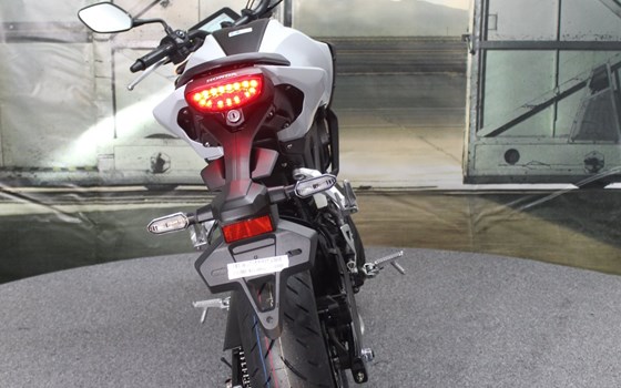 Neufahrzeug Honda CB125R - Bild 8