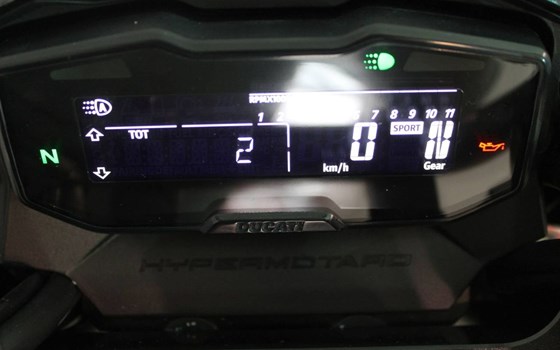 Neufahrzeug Ducati Hypermotard 698 Mono RVE - Bild 12