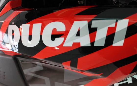 Neufahrzeug Ducati Hypermotard 698 Mono RVE - Bild 9