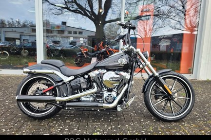 Harley-Davidson Softail Breakout FXSB