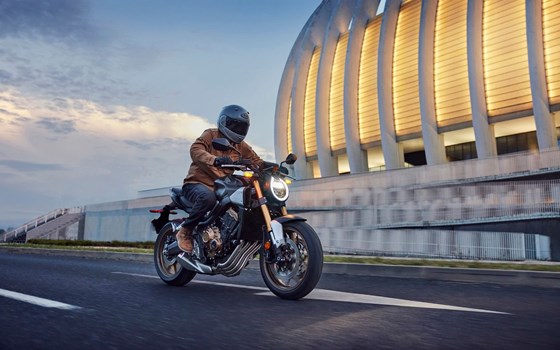 Neufahrzeug Honda CB650R E-Clutch - Bild 11