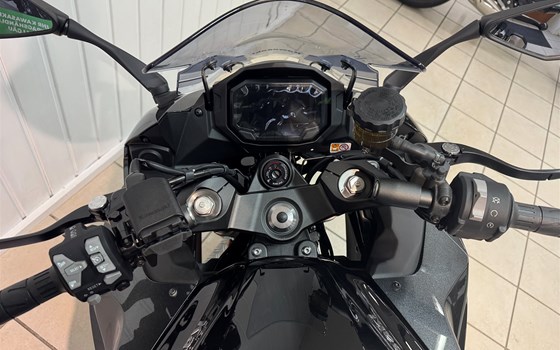 Neufahrzeug Kawasaki Ninja 1100SX - Bild 11