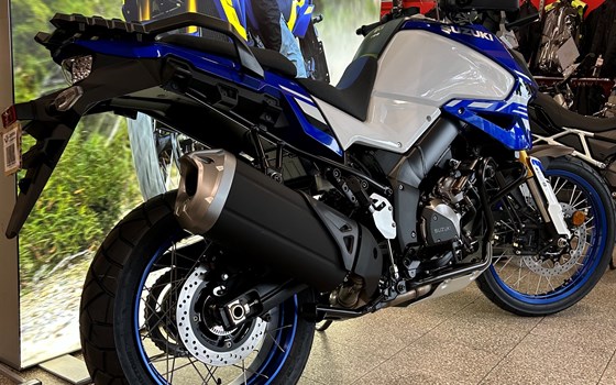 Neufahrzeug Suzuki V-Strom 1050DE - Bild 2 Neufahrzeug Suzuki V-Strom 1050DE - Bild 2