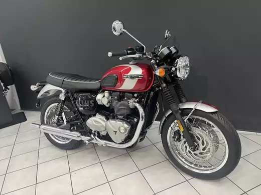 Triumph Bonneville T120<br />Elvis Edition