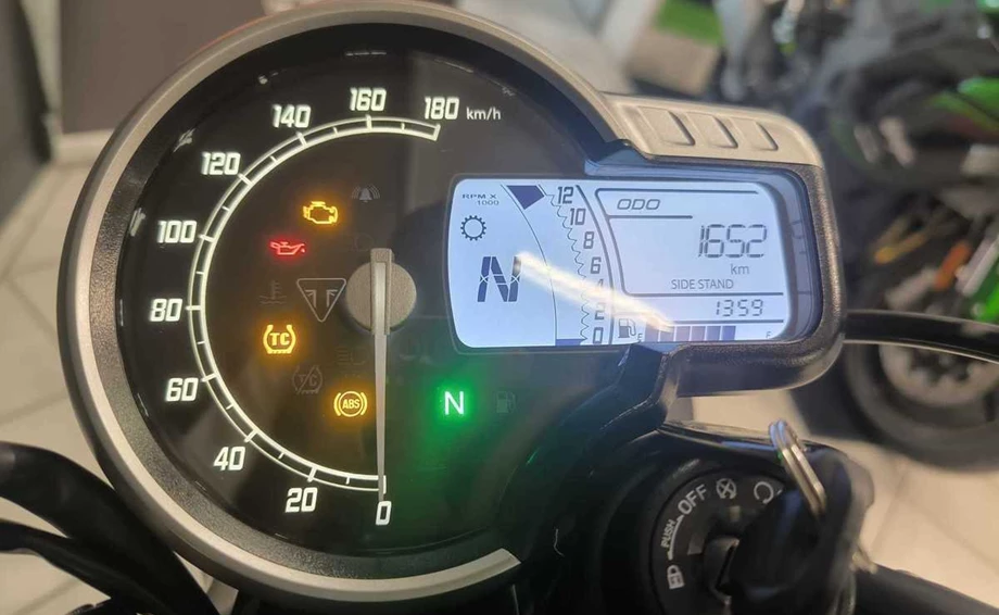 Angebot Triumph Speed 400 Bild 7: Angebot Triumph Speed 400