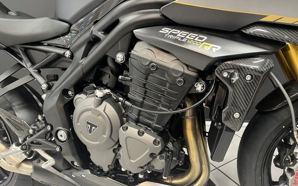 Angebot Triumph Speed Triple 1200 RR Breitling Limited Edition