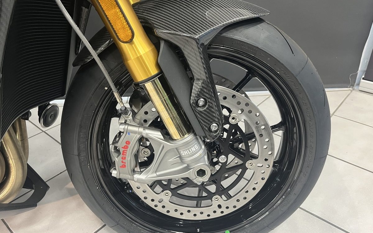 Angebot Triumph Speed Triple 1200 RR Breitling Limited Edition