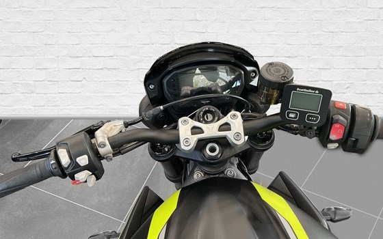 Gebrauchtmotorrad Triumph Street Triple RS - Bild 6