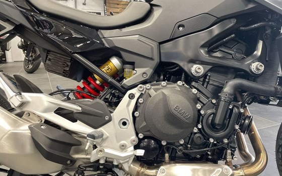 Gebrauchtmotorrad BMW F 900 R - Bild 9
