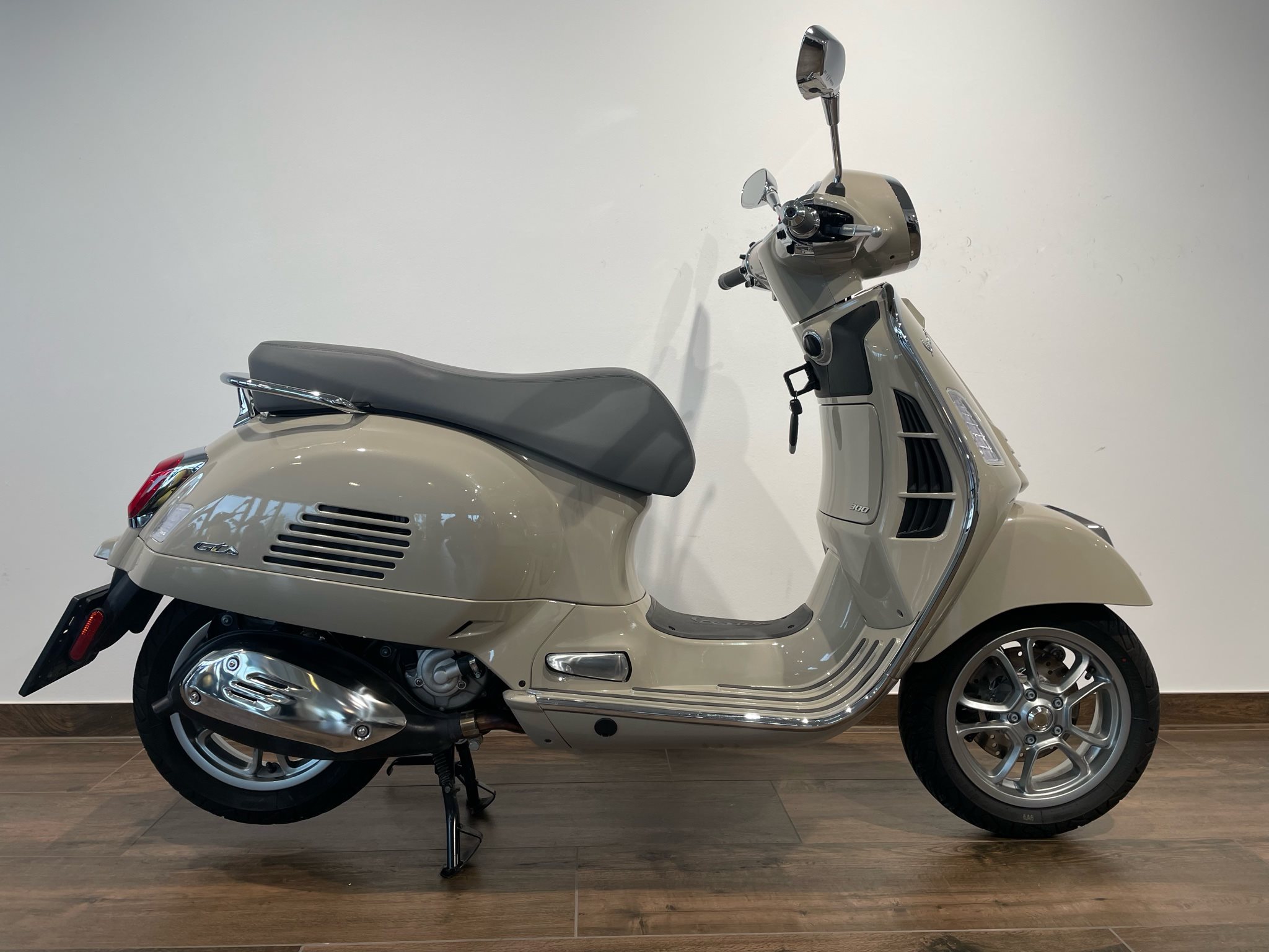 Vespa GTS 300 hpe