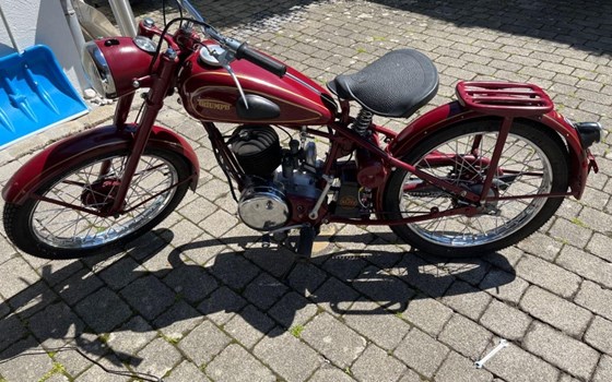 Gebrauchtmotorrad Triumph BDG 125 - Bild 1 Gebrauchtmotorrad Triumph BDG 125 - Bild 1
