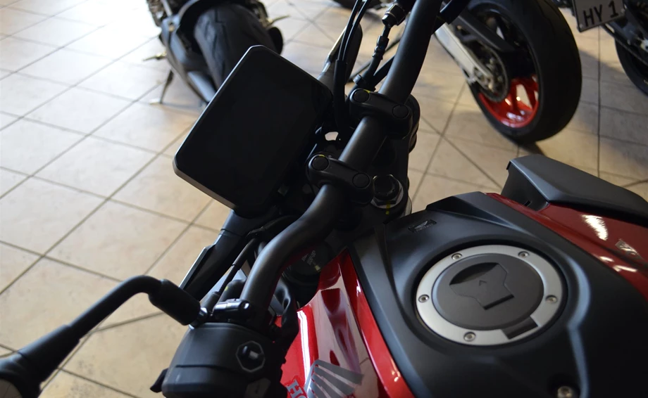 Angebot Honda CB125R Bild 3: Angebot Honda CB125R