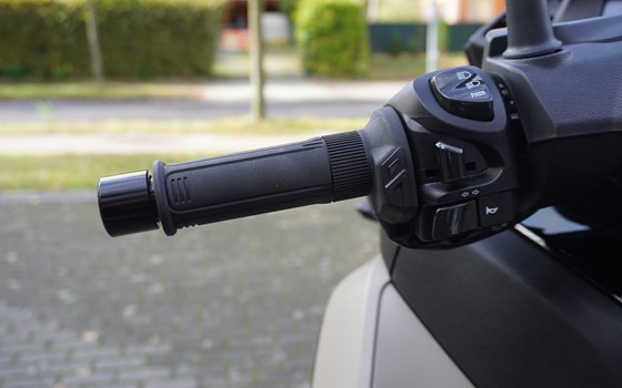 Gebrauchtmotorrad Yamaha Tricity 300 - Bild 10