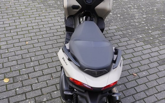 Gebrauchtmotorrad Yamaha Tricity 300 - Bild 9