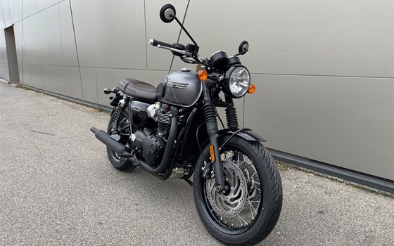 Neufahrzeug Triumph Bonneville T120 Black - Bild 2 Neufahrzeug Triumph Bonneville T120 Black - Bild 2