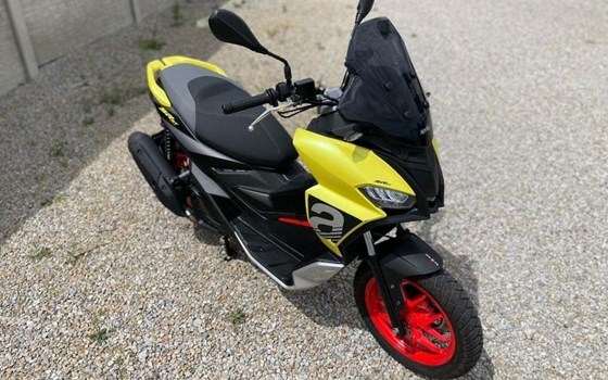 Gebrauchtmotorrad Aprilia SR GT 200 - Bild 2