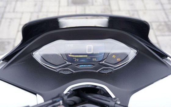 Gebrauchtmotorrad Honda PCX125 - Bild 3