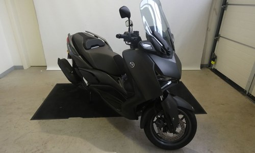 Yamaha XMAX 125