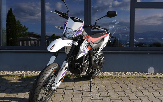 Neufahrzeug Aprilia SX 125 - Bild 10