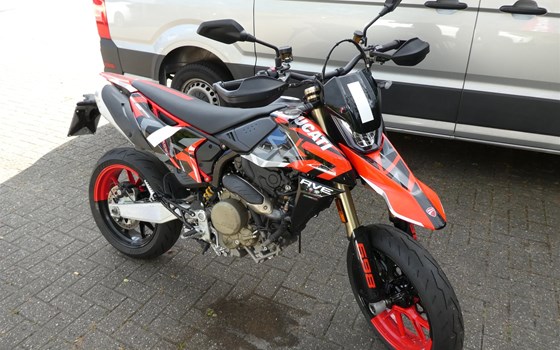 Gebrauchtmotorrad Ducati Hypermotard 698 Mono RVE - Bild 3