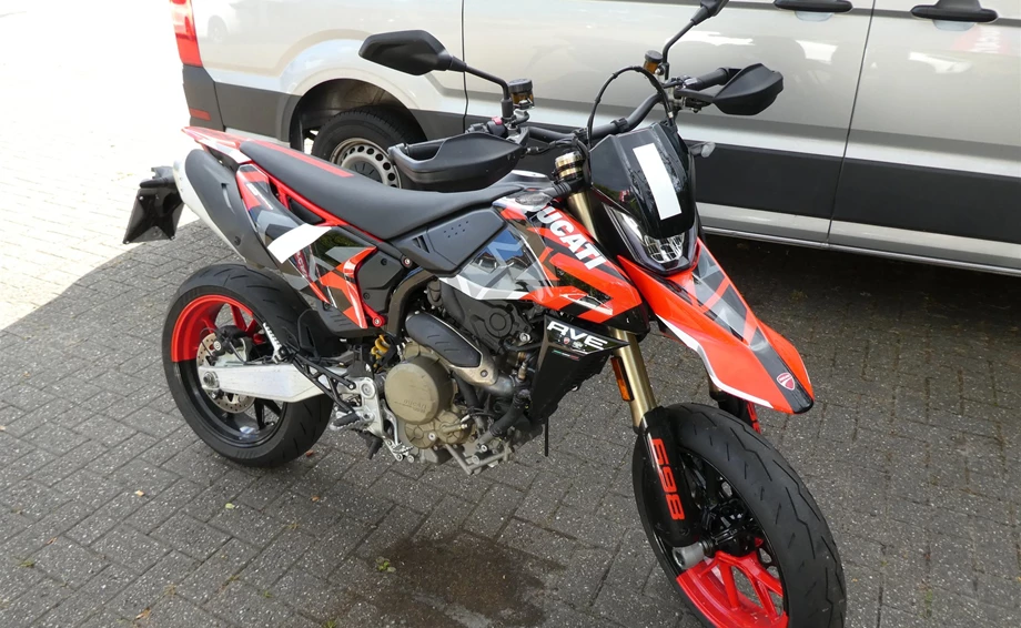 Angebot Ducati Hypermotard 698 Mono RVE Bild 3: Angebot Ducati Hypermotard 698 Mono RVE