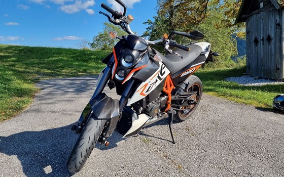 Gebrauchtmotorrad KTM 690 Duke R - Bild 2 Gebrauchtmotorrad KTM 690 Duke R - Bild 2
