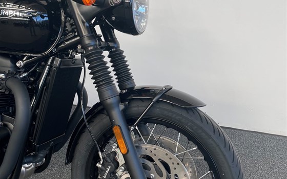 Neufahrzeug Triumph Bonneville T120 Black - Bild 3 Neufahrzeug Triumph Bonneville T120 Black - Bild 3